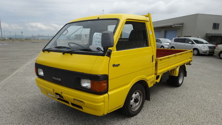 The Joy of Traveling in a Mazda Bongo Truc1